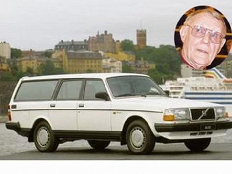"Đại gia" Ingvard Kamprad là người sáng lập tập đoàn Ikea và sở hữu khối tài sản trị giá 28 tỷ USD. Nhưng lựa chọn của ông về xe cộ cũng cực kỳ đơn sơ như những đồ nội thất mà ông bán: chiếc Volvo 240 đời 1993. Nếu mang ra bán hôm nay, chắc nó chỉ được giá khoảng 1.500 USD.