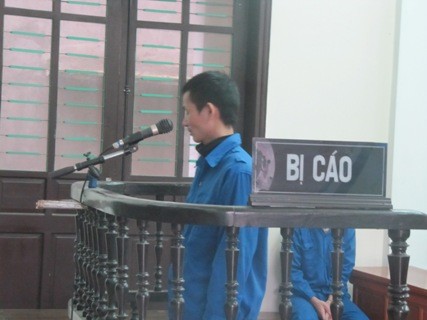 Bị cáo Nguyễn Mạnh Đồng trước vành móng ngựa