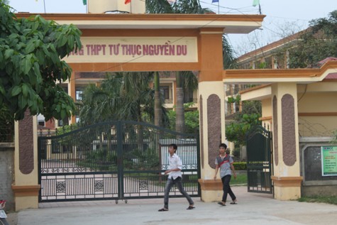 Ttường THPT tư thục Nguyễn Du nơi xảy ra hiện tượng nữ sinh ngất hàng loạt.