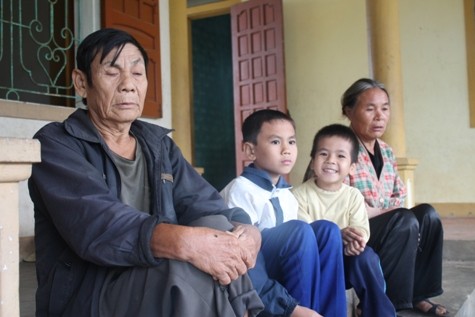 Nỗi đau của bố mẹ nạn nhân Lê Văn Thành.