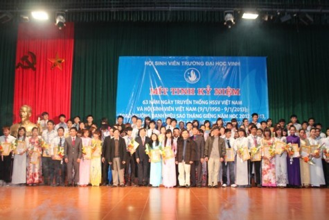 74 gương mặt sinh viên tiêu biểu giành được giải thưởng "Sao Tháng Giêng"