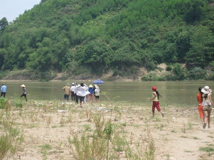 Trước đó vào ngày 15/6 vừa qua cũng tại huyện Đô Lương hai học sinh cũng đã bị chết đuối do tắm sông khi đi chăn trâu