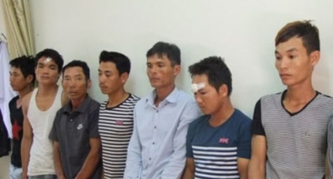 7 đối tượng cầm đầu trong vụ hỗn chiến trên sông Yên vừa bị bắt giữ (ảnh Hữu Chí)