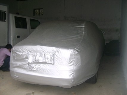 Chiếc siêu xe Rolls - Royce Phantom rồng của đại gia Trần Xuân Thạch vẫn được tạm giữ tại Công an huyện Nam Đàn để phục vụ công tác điều tra