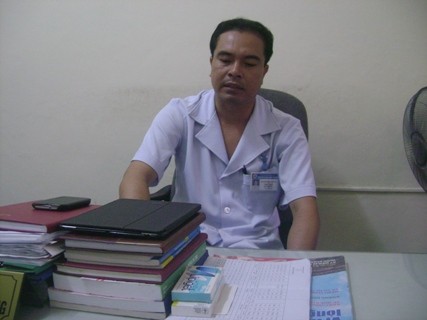 Ông Nguyễn Hồng Trường - Phó GĐ Bệnh viện đa khoa TP.Vinh khẳng đinh số tiền 350 triệu đồng là tiền hỗ trợ chứ không phải tiền bồi thường