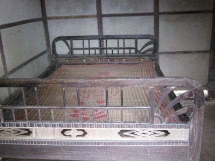 Chiếc giường Lệ Thuỷ nơi nhiều lần Đại tướng ngủ khi về thăm quê