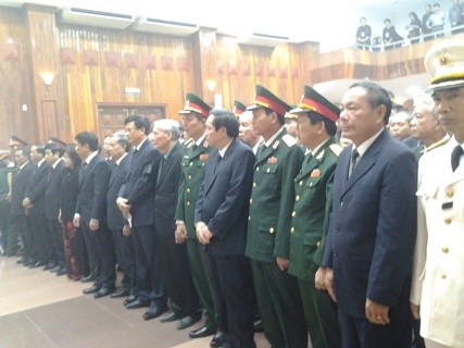 Lãnh đạo các sở ban ngành tỉnh Quảng Bình chuẩn bị lễ viếng.