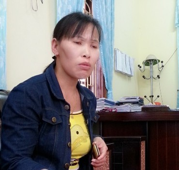Với bằng tốt nghiệp THPT mượn của người khác, bà Cao Thị Mai - Chủ tịch hội phụ nữ thị trấn Hưng Nguyên cũng đã nhanh chân đi học một bằng trung cấp trồng trọt.