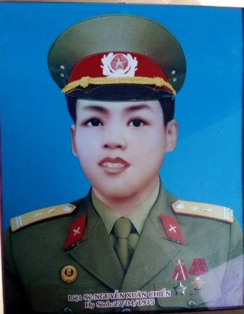 Chú Nguyễn Xuân Chiến hy sinh khi mới 18 tuổi (ảnh Xuân Hòa)