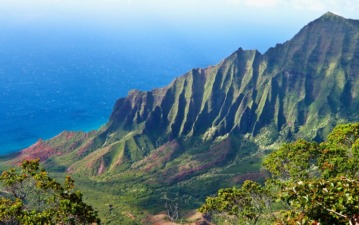 Ảnh thung lũng Kalalay tại Kauai, Hawaii, chụp bởi Canon PowerShot SD990 IS, 1/640 second, f/2.8, ISO 80.