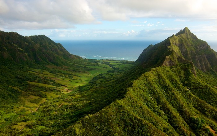Thung lũng Oahu trên quần đảo Hawaii. Canon S95, ISO 80, f/4, 1/250.