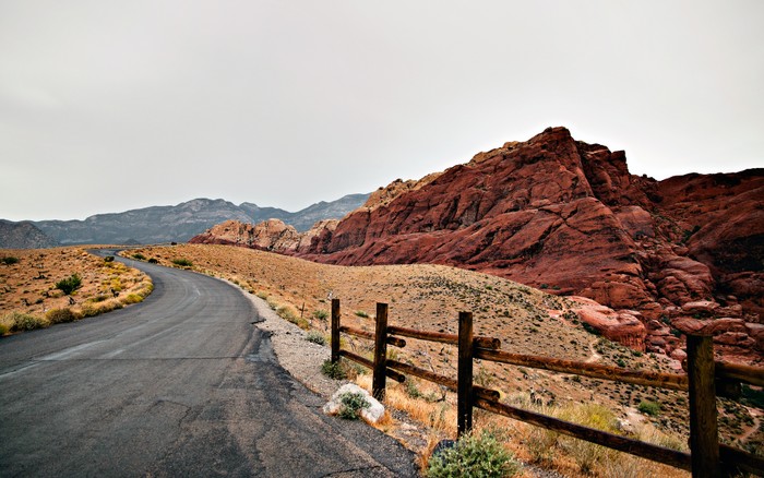 Ảnh chụp tại thung lũng đá đỏ, Las Vegas, bởi Canon EOS Rebel T1i (500D), Canon EF-S 15-85mm f/3.5-5.6 IS USM.
