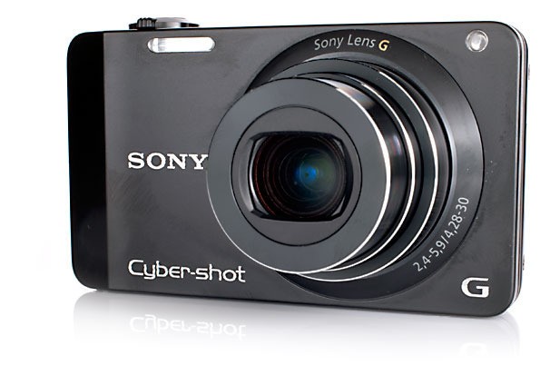 7X zoom len, chụp ảnh 3D, quay phim 1080i tuy nhiên chất lượng hình ảnh của Canon CybetShot DSC-W X10 vẫn thiếu độ sắc nét.