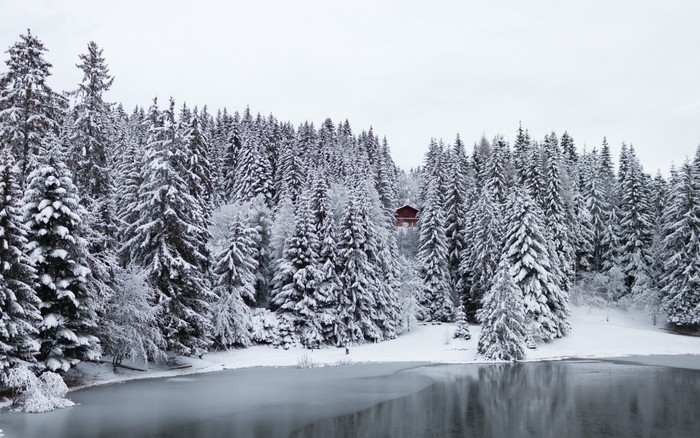 Hồ băng tại Thụy Sĩ. Canon EOS 5D Mark II, Canon EF 35mm f/1.4L USM.