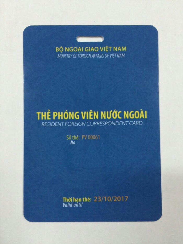 Mẫu thẻ phóng viên nước ngoài được Bộ Ngoại giao Việt Nam cấp.