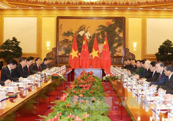Tổng Bí thư Nguyễn Phú Trọng hội đàm với Tổng Bí thư, Chủ tịch nước Trung Quốc Tập Cận Bình. (Ảnh: Trí Dũng – TTXVN)