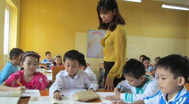 Nhiều nơi thưởng Tết cho giáo viên chỉ mang tính động viên. (Ảnh minh họa trên báo Giadinh.net.vn)