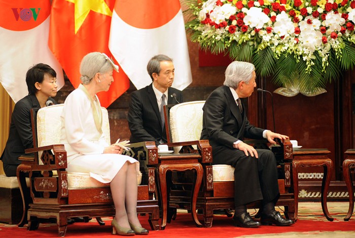 Đây là chuyến thăm đầu tiên của Nhà vua và Hoàng hậu Nhật Bản đến Việt Nam kể từ khi lên ngôi.