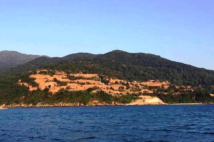 Khu vực phía dưới bán đảo Sơn Trà đang xây dựng thành khu du lịch.