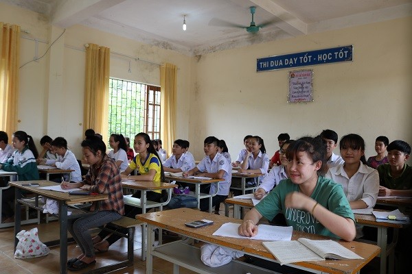 Lớp 9A Trường trung học cơ sở Phan Đình Phùng, Vũ Quang có 9 học sinh trong đội tuyển dự thi học sinh giỏi tỉnh, có 1 em duy nhất đạt giải Khuyến khích.
