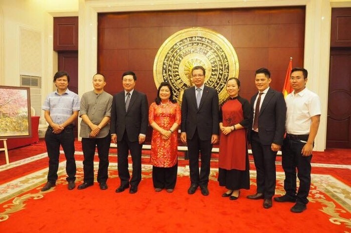 Chương trình “Mỹ thuật Việt Nam và ngoại giao văn hóa” nhận được sự ủng hộ của Phó Thủ tướng, Bộ trưởng Bộ Ngoại giao Phạm Bình Minh.