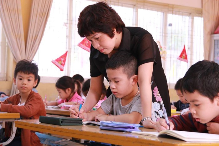 Theo Bộ trưởng Phùng Xuân Nhạ, sắp tới sẽ thí điểm không còn công chức, viên chức giáo viên. (Ảnh: Vietnamnet.vn)