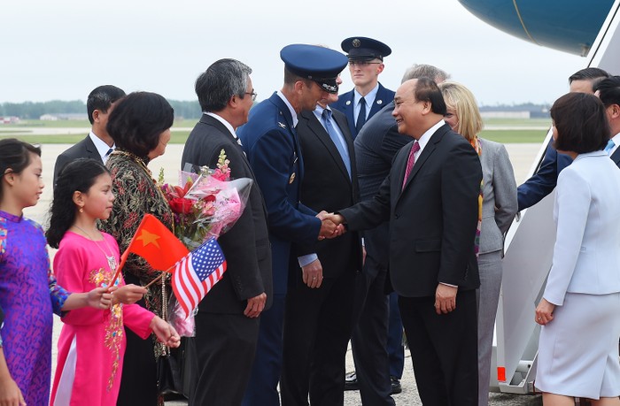 Lễ đón Thủ tướng Nguyễn Xuân Phúc tại sân bay quân sự St. Andrews, Washington, Hoa Kỳ. Ảnh: VGP/Quang Hiếu