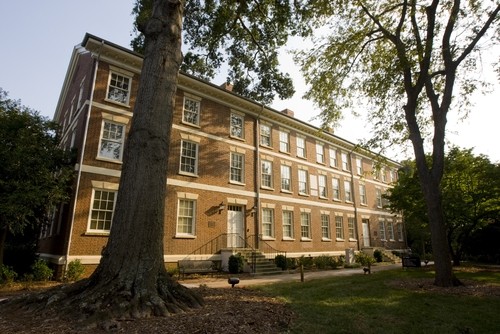 Là một trường đại học chất lượng cao, Đại học Georgia được xếp hạng thứ 18 trong các trường đại học công lập trên thế giới. (Ảnh do tác giả cung cấp)