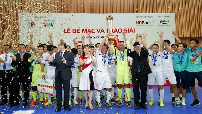 Thái Sơn Nam xuất sắc giành ngôi vô địch.