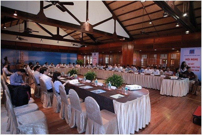 Tập đoàn Dầu khí Việt Nam (PVN) đã tổ chức Hội nghị sơ kết công tác dầu thô 6 tháng đầu năm và triển khai kế hoạch 6 tháng cuối năm 2017.