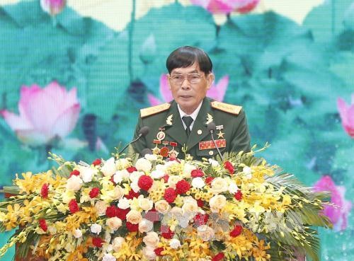 Đại tá Nguyễn Thế Thao, Anh hùng lực lượng vũ trang nhân dân, đại diện cho người có công với các mạng phát biểu tại Lễ kỷ niệm. Ảnh: Doãn Tấn/TTXVN