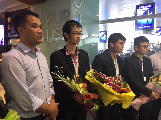 Phó Giáo sư Phạm Bảo Sơn, Trưởng đoàn Việt Nam tham dự Olympic Tin học quốc tế 2017 phát biểu về kết quả thi năm nay.