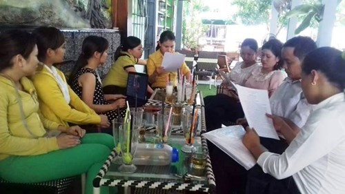 Hình ảnh những giáo viên hợp đồng ở Quảng Nam có nguy cơ thất nghiệp trước thềm năm học mới. (Ảnh: TT/giaoduc.net.vn)