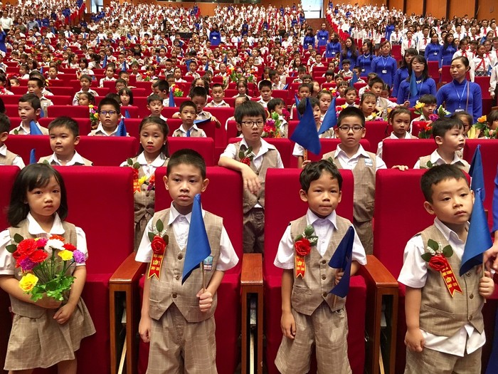 Những &quot;lính mới tò te&quot; mới bắt đầu vào lớp 1 tại Trường Tiểu học Nguyễn Siêu.