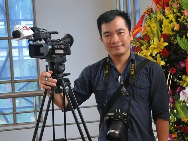 Sự ra đi của phóng viên Đinh Hữu Dư của Thông tấn xã Việt Nam khi đang tác nghiệp đưa tin về tình hình mưa lũ tại Yên Bái để lại nhiều tiếc nuối cho bao người thân, bạn bè và đồng nghiệp.
