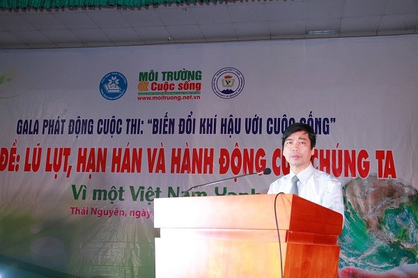 Phó Giáo sư Tiến sĩ Trần Viết Khanh – Phó Bí thư Đảng ủy, Phó Hiệu trưởng Đại học Thái Nguyên