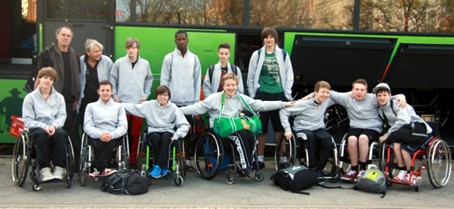 Các vận động viên trường Stephan Hawking SRH chuẩn bi tham gia Paralympics