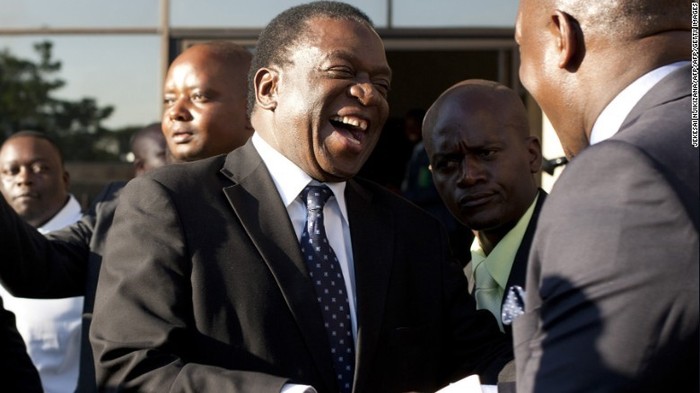 Cựu Phó Tổng thống Zimbabwe Emmerson Mnangagwa (Ảnh: CNN)