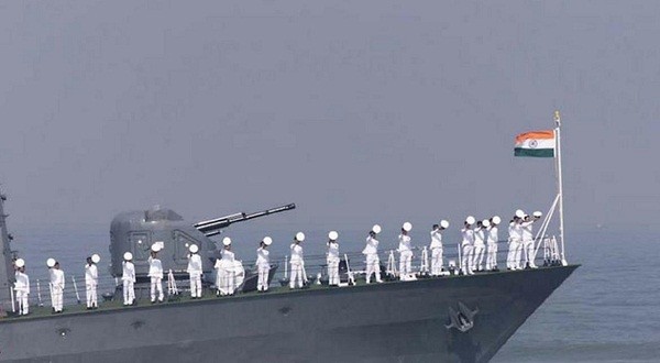 Chiến hạm của Hải quân Ấn Độ (Ảnh: Reuters)