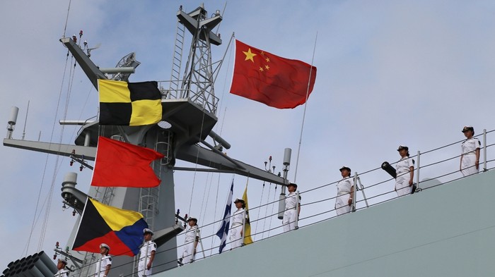 Hải quân Trung Quốc tại căn cứ quân sự ở Djibouti (Ảnh: AP)