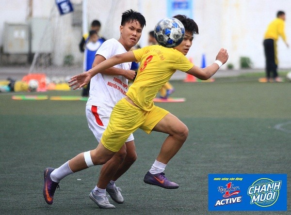 Với chiến thắng ở bán kết, trường Trung học phổ thông Nguyễn Thị Minh Khai đang tiến gần hơn đến chiếc cúp vô địch