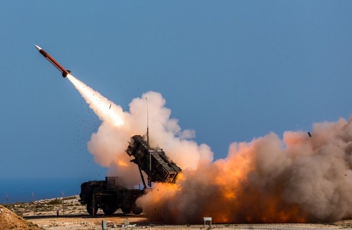 Tên lửa Patriot của Mỹ được cho là cung cấp liên quân 10 nước Ả-rập (Ảnh: AP)