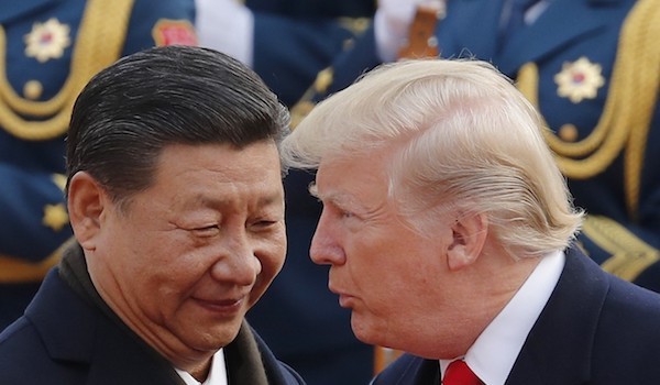 Quan hệ Trung - Mỹ dự báo sẽ có nhiều bất ổn trong năm 2018 (Ảnh: AP)