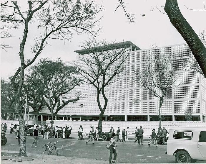 Tòa sứ quán Mỹ tại Sài Gòn trước đó tọa lạc tại số nhà 39 - 41 đường Hàm Nghi. (Ảnh: vi.wikipedia.org)