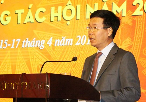 Đồng chí Võ Văn Thưởng, Ủy viên Bộ Chính trị, Bí thư Trung ương Đảng, Trưởng Ban Tuyên giáo Trung ương phát biểu chỉ đạo Hội nghị.