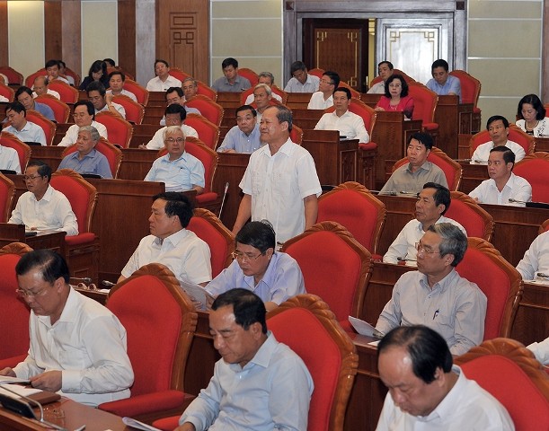 Đại biểu phát biểu ý kiến thảo luận Đề án cải cách chính sách tiền lương tại Hội trường. (Ảnh: ANH TUẤN/ Nhandan.com.vn)
