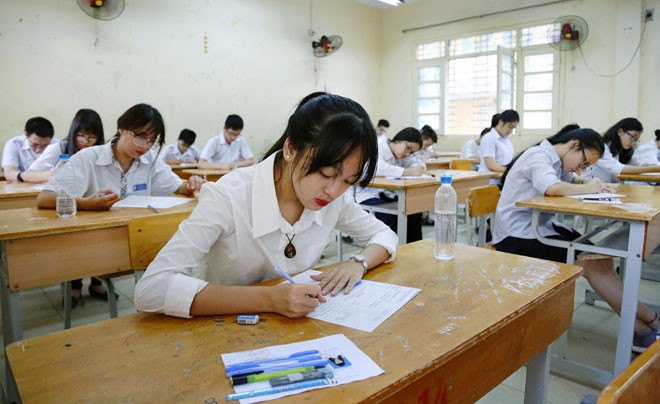 Kì thi tuyển sinh vào lớp 10 có tính cạnh tranh cao. Ảnh minh hoạ: Hanoimoi.com.vn