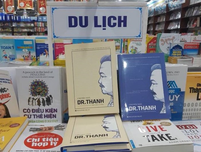 “Chuyện nhà Dr.Thanh” bán tại hệ thống nhà sách Trí Việt và Phương Nam trên toàn quốc