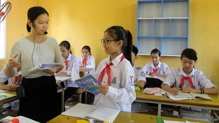 Giáo viên và phụ huynh học sinh là những người rất vui mừng trước thông tin Chính phủ đồng ý miễn học phí bậc trung học cơ sở. Ảnh minh họa: Baobacgiang.com.vn