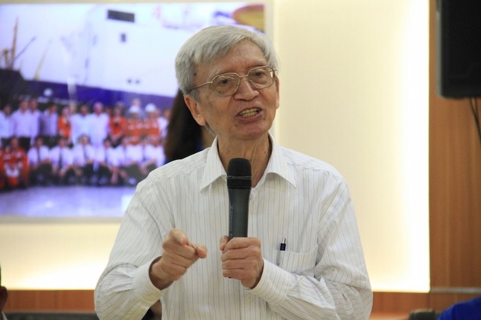 Ông Nguyễn Hiệp - nguyên Phó Tổng giám đốc Tổng công ty Dầu khí phát biểu